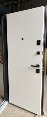 Двері металеві REDFORT Комфорт "Грація" чорно-біла
